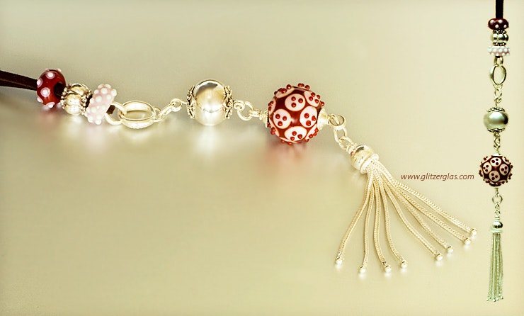 "Lullu" Kettenanhänger mit Rot/Rosa Glasperle & Silber925 an Wildlederband (verkauft an Myri/Muttenz-Baselland) "Lullu" Kettenanhänger mit Rot/Rosa Glasperle & Silber925 an Wildlederband (verkauft an Myri/Muttenz-Baselland)