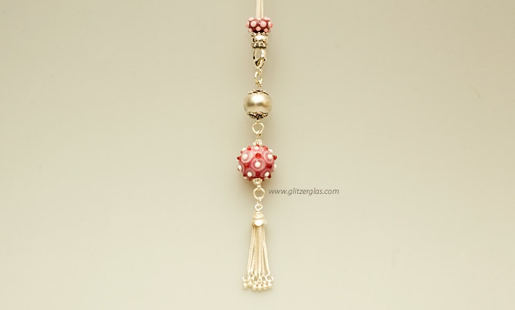 "Piggy" Kettenanhänger mit Glasperle in Pink/Rosa & Silber925 an Karabiner (verkauft am Kellerfest in Oetwil a.d.L.) "Piggy" Kettenanhänger mit Glasperle in Pink/Rosa & Silber925 an Karabiner (verkauft am Kellerfest in Oetwil a.d.L.)