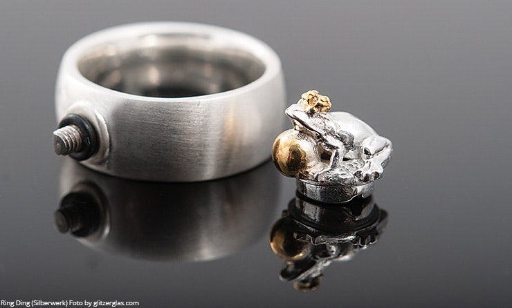 top Frosch mit Kugel - Zirkonia Silber925/goldpl.
48.-/Stk. top Frosch mit Kugel - Zirkonia Silber925/goldpl.
48.-/Stk.