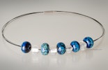 "blue-sky"Halsreif 3-reihig mit edelstahl Verschluss Glasperlen mit Spezialglas (verkauft an Iris) "blue-sky"Halsreif 3-reihig mit edelstahl Verschluss Glasperlen mit Spezialglas (verkauft an Iris)