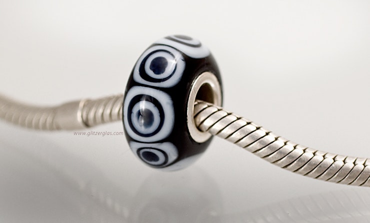 Modell: "Panda Eyes". Pandora- und Trollbead-Style Perle. 