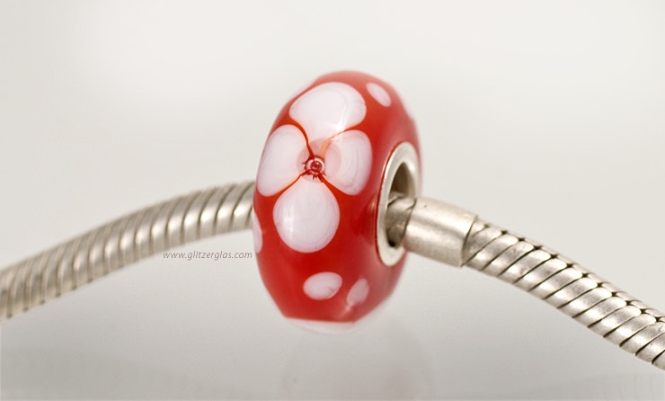 Modell: "Red Lady". Pandora- und Trollbead-Style Perle. 