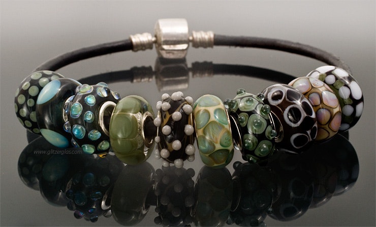 Neuste Pandora-/Trollbeads-Style Perlen mit echt Silber Hülse aus Murano-& Silber Spezialglas