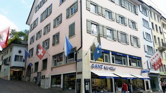 Laden und Büroflächen Laden und Büroflächen