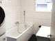 Badezimmer mit Waschturm Badezimmer mit Waschturm