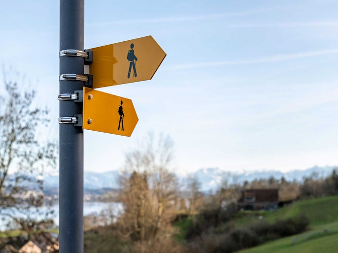 Outdoor-Enthusiasten erfreuen sich an den zahlreichen Wandermöglichkeiten.