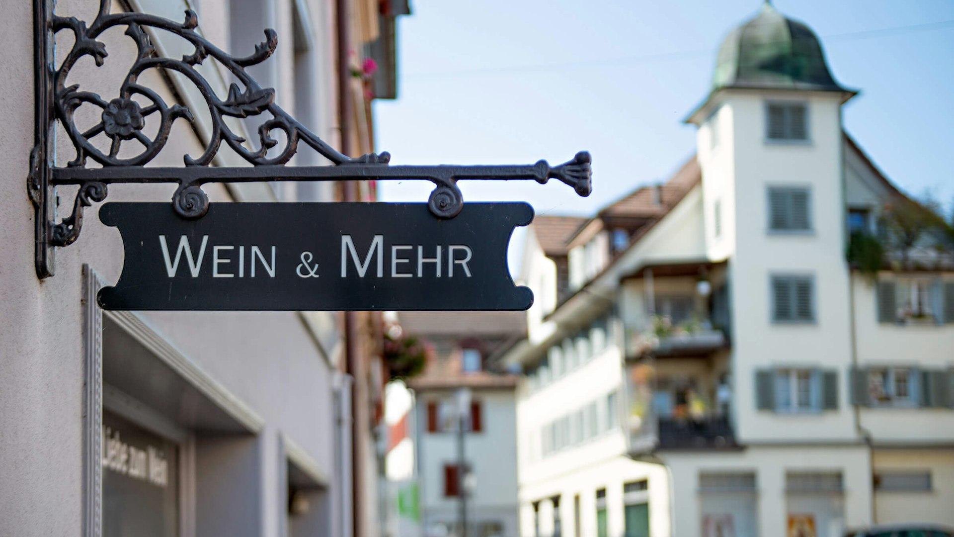 Die Weinfelder Altstadt ist attraktiv für Detailhandel, Gewerbe, Wohnen und Begegnung Die Weinfelder Altstadt ist attraktiv für Detailhandel, Gewerbe, Wohnen und Begegnung